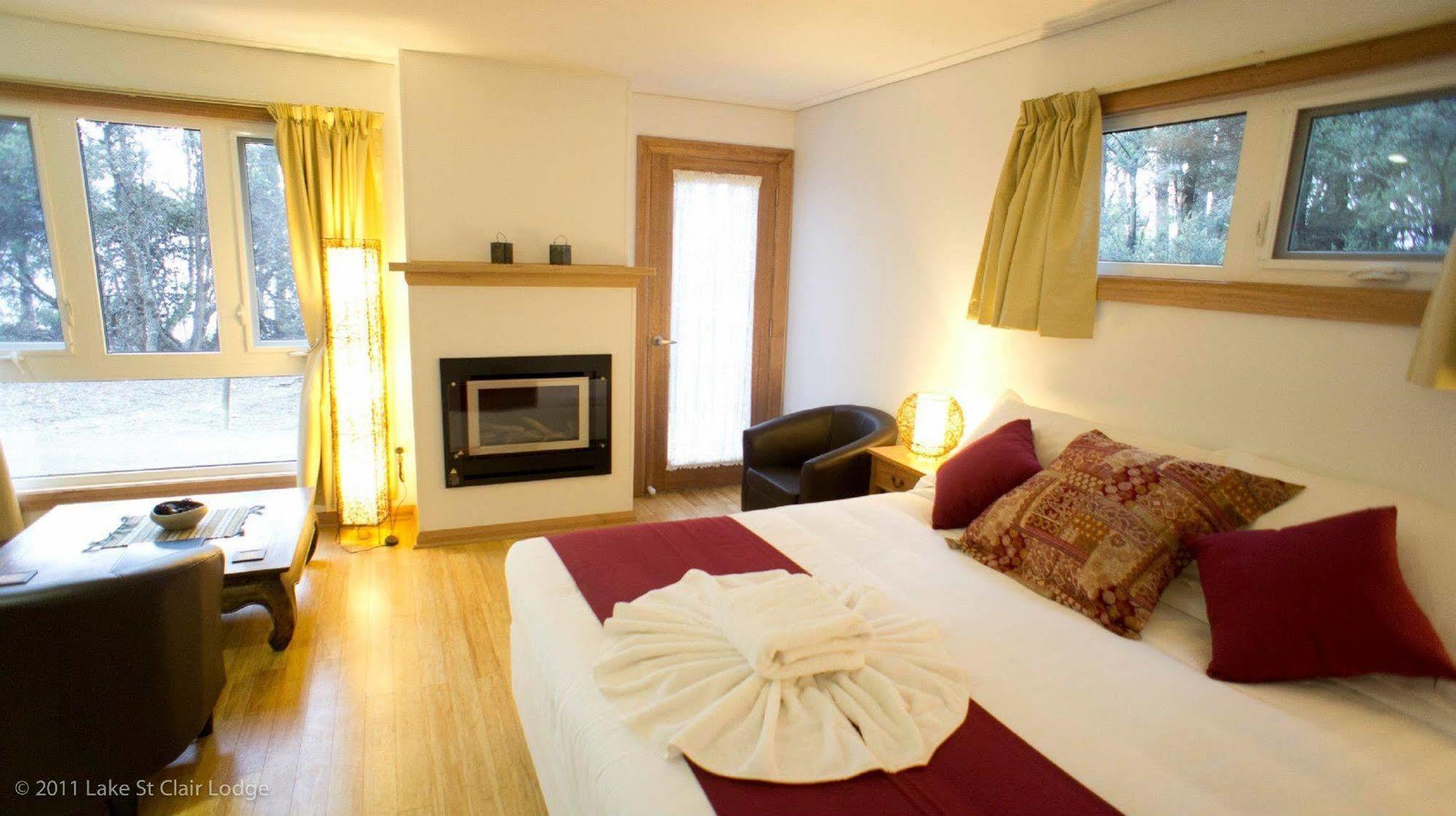 Lake St Clair Lodge Eksteriør billede